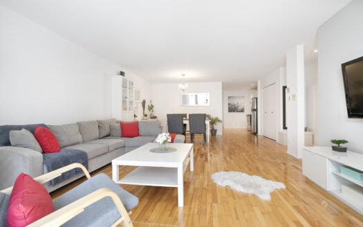 Condo 2 chambres + stationnement – Plateau Mont-Royal – VENDU