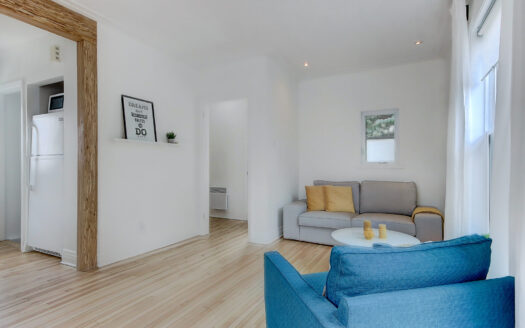 Jolie maison lumineuse au Vieux-Longueuil